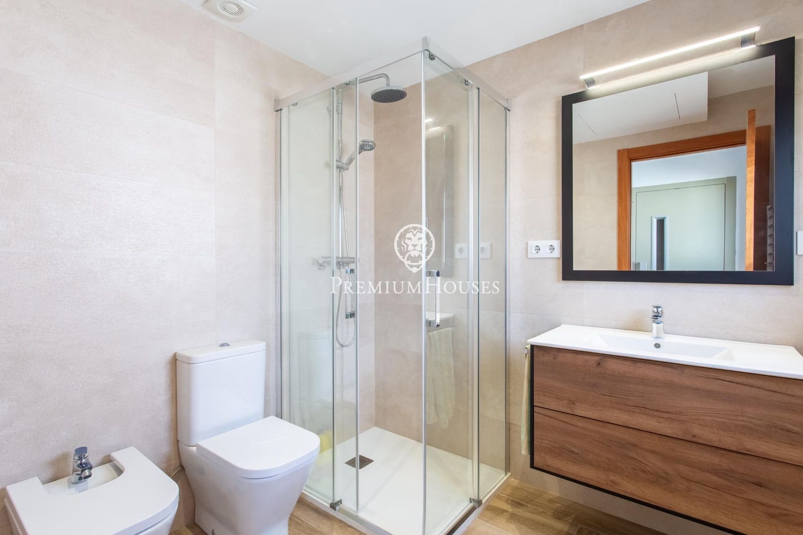 5 bedroom Villa for sale in Cabrera de Mar with pool garage - € 1,360,000 (Ref: 9686419)