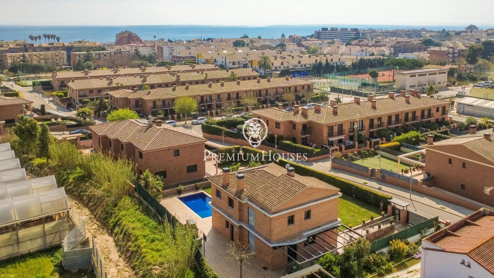 5 bedroom Villa for sale in Cabrera de Mar with pool garage - € 1,360,000 (Ref: 9686419)