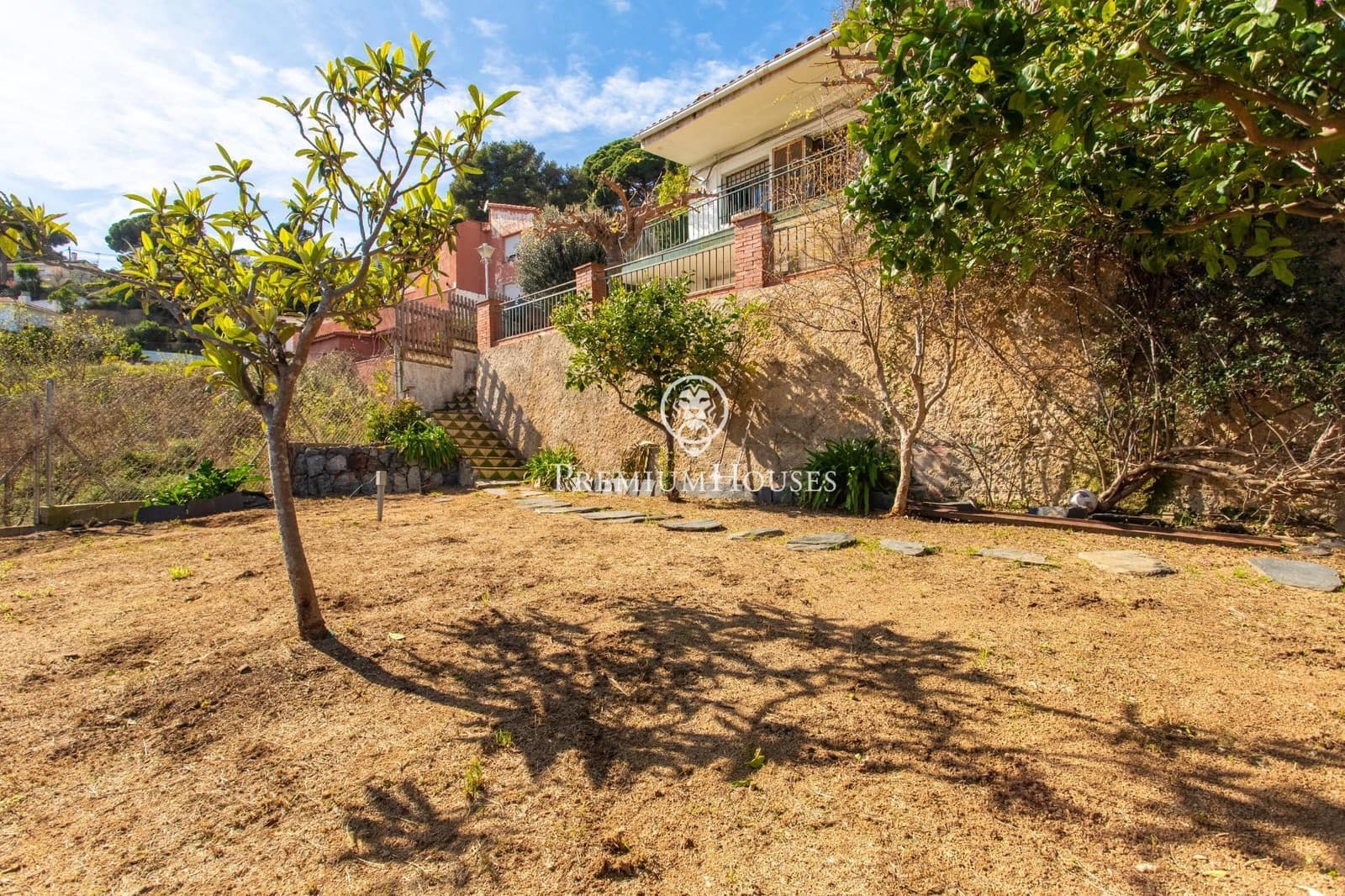 7 makuuhuone Huvila myytävänä paikassa Sant Cebria de Vallalta - 470 000 € (Ref: 9690595)