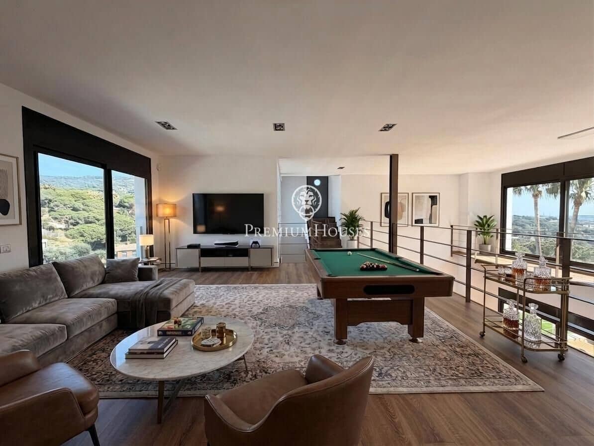 4 Zimmer Villa zu verkaufen in Sant Andreu de Llavaneres mit Pool - 1.400.000 € (Ref: 9714930)