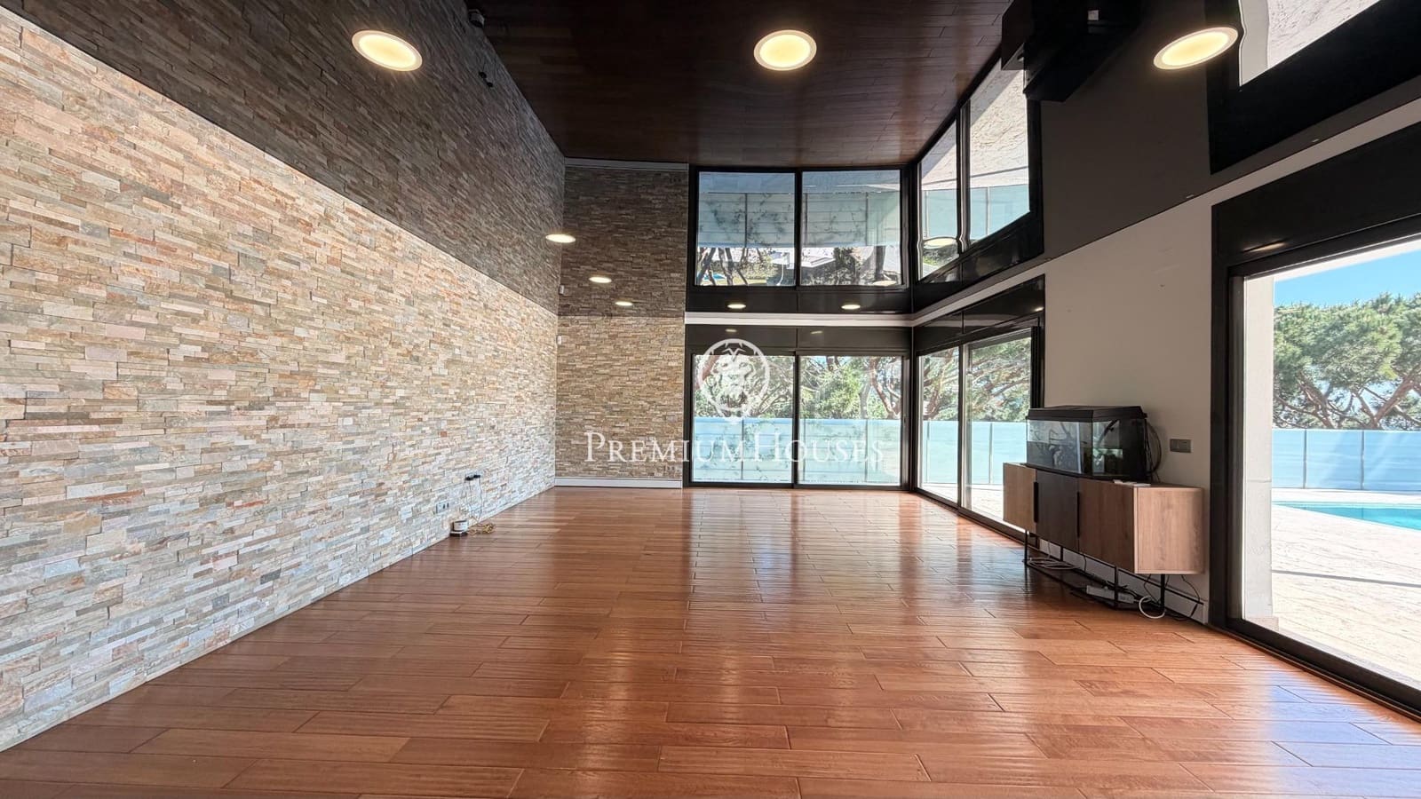 4 Zimmer Villa zu verkaufen in Sant Andreu de Llavaneres mit Pool - 1.400.000 € (Ref: 9714930)