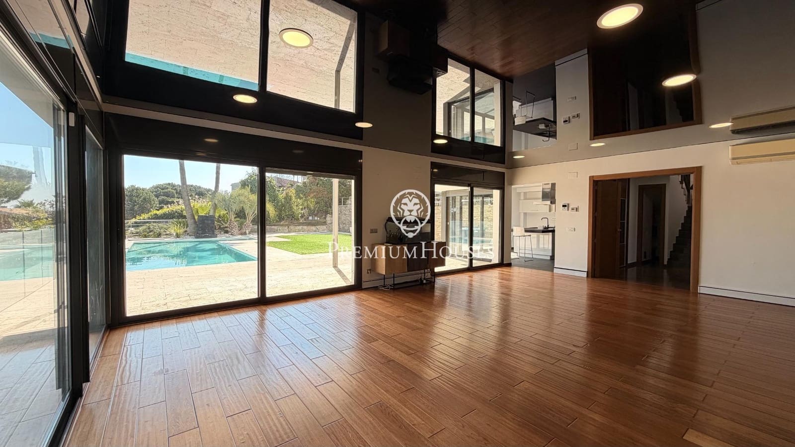 4 Zimmer Villa zu verkaufen in Sant Andreu de Llavaneres mit Pool - 1.400.000 € (Ref: 9714930)