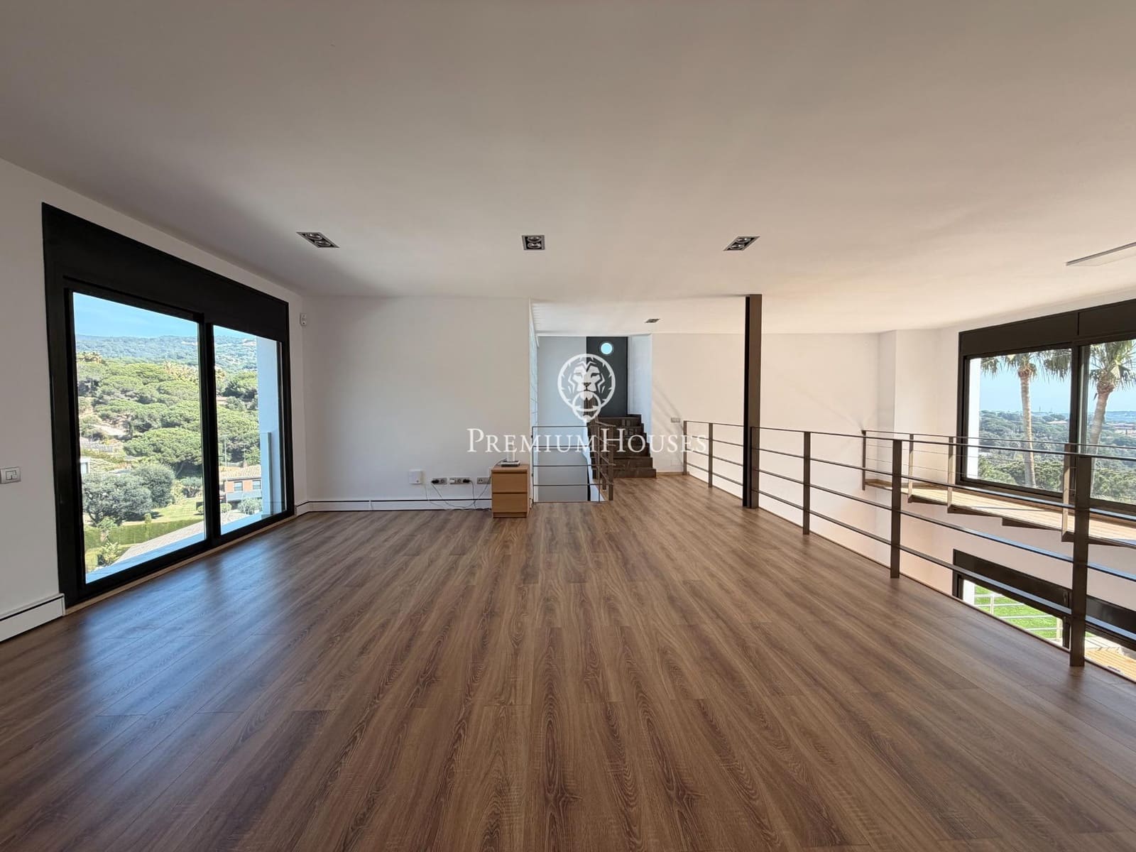 4 Zimmer Villa zu verkaufen in Sant Andreu de Llavaneres mit Pool - 1.400.000 € (Ref: 9714930)