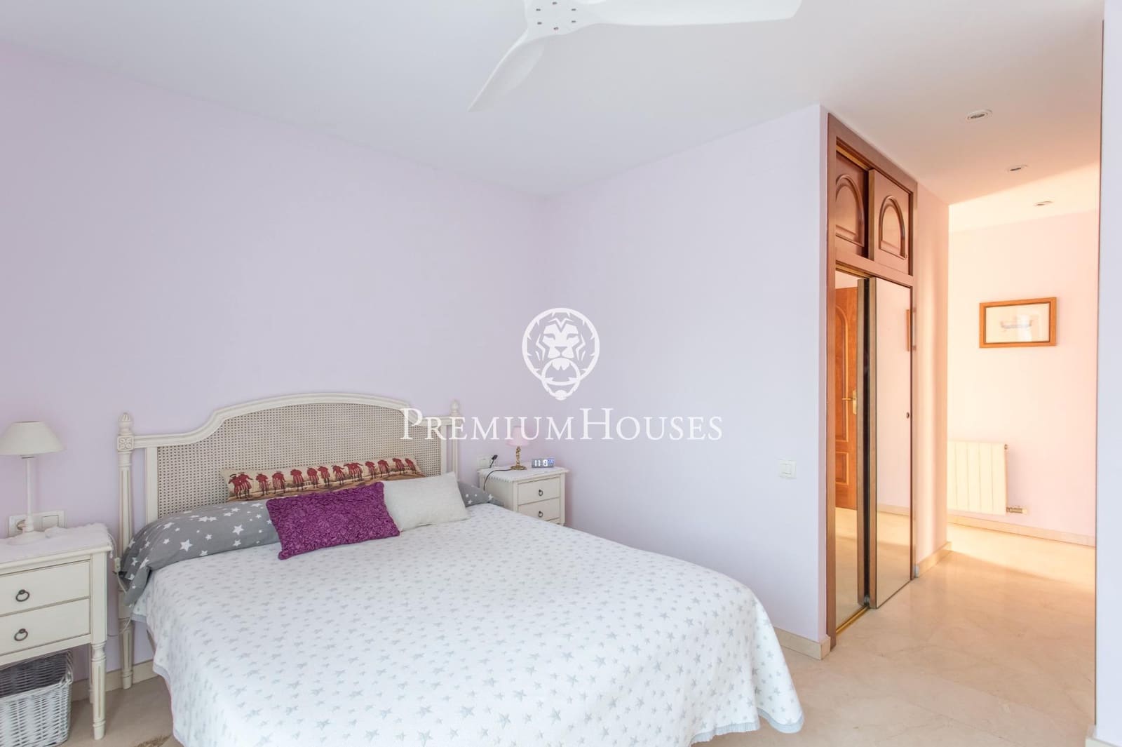 4 slaapkamer Villa te koop in Sant Vicenc de Montalt met zwembad garage - € 1.085.000 (Ref: 9721697)