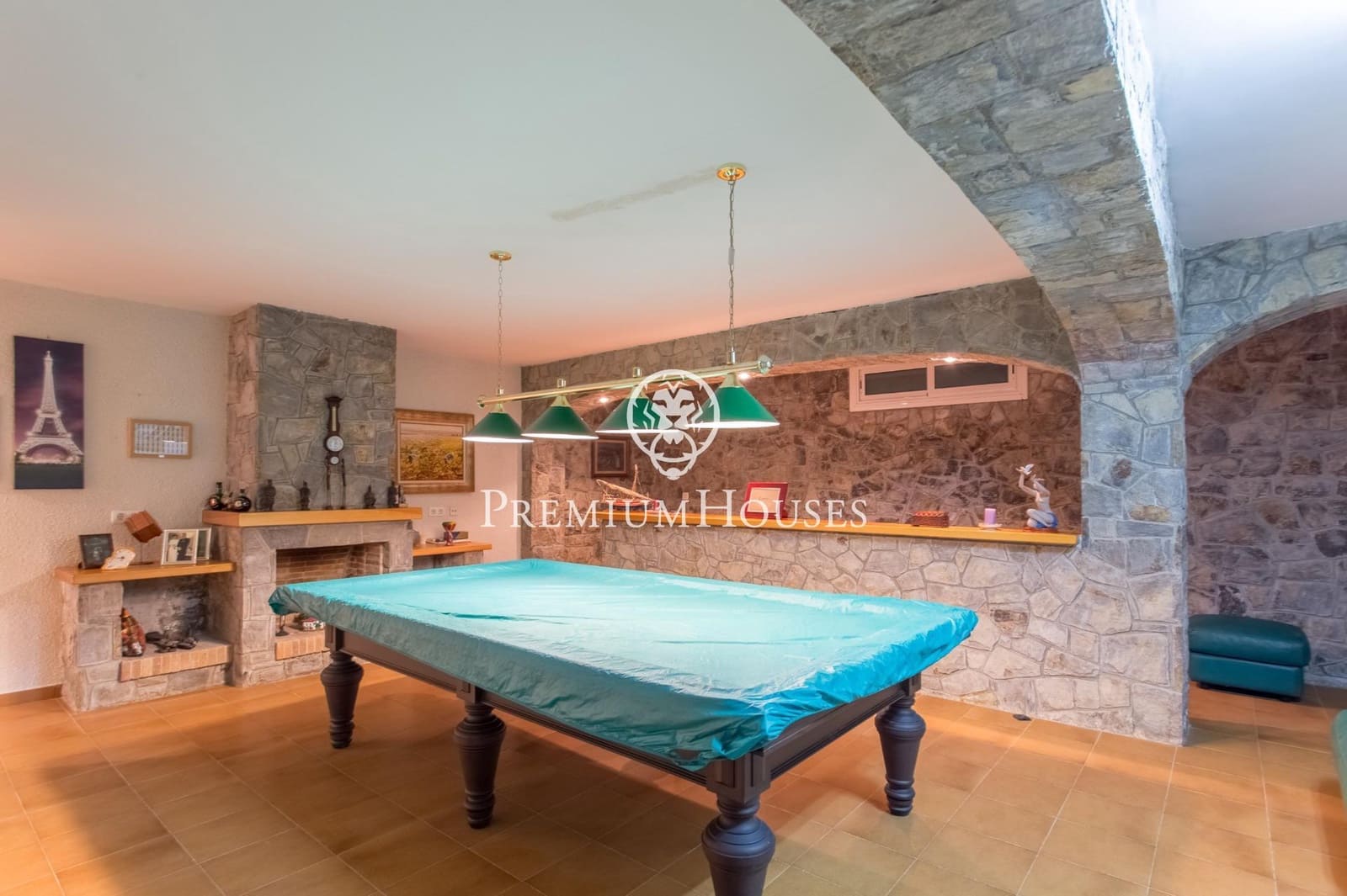 4 slaapkamer Villa te koop in Sant Vicenc de Montalt met zwembad garage - € 1.085.000 (Ref: 9721697)