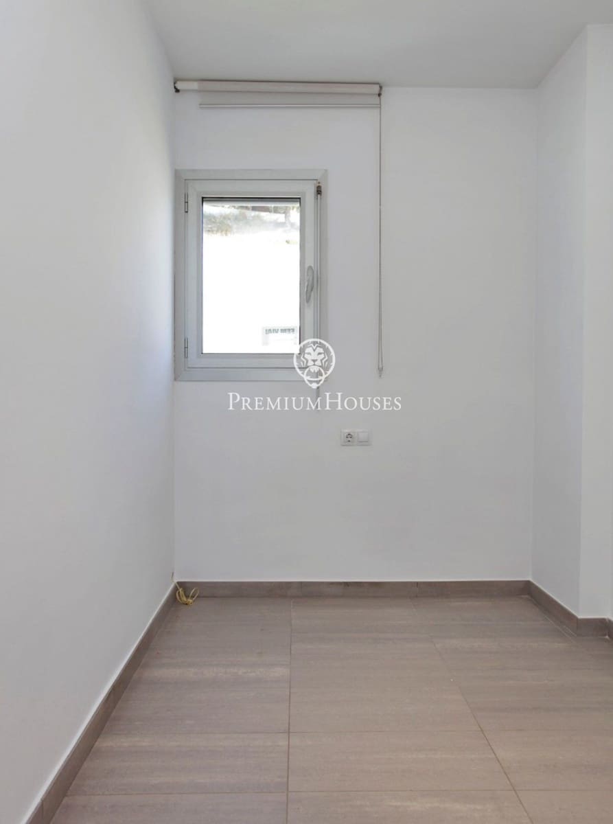 3 chambre Villa/Maison Mitoyenne à vendre à Sant Pol de Mar avec piscine - 510 000 € (Ref: 9735581)