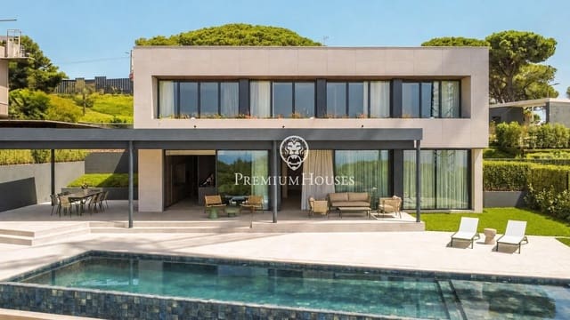 5 sypialnia Willa na sprzedaż w Sant Andreu de Llavaneres z basenem garażem - 2 990 000 € (Ref: 9738560)
