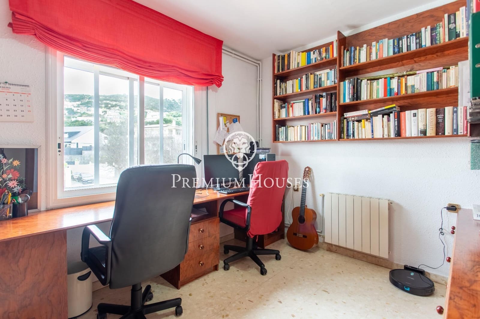 9 bedroom Semi-detached Villa for sale in Badalona with garage - € 1,395,000 (Ref: 9743130)