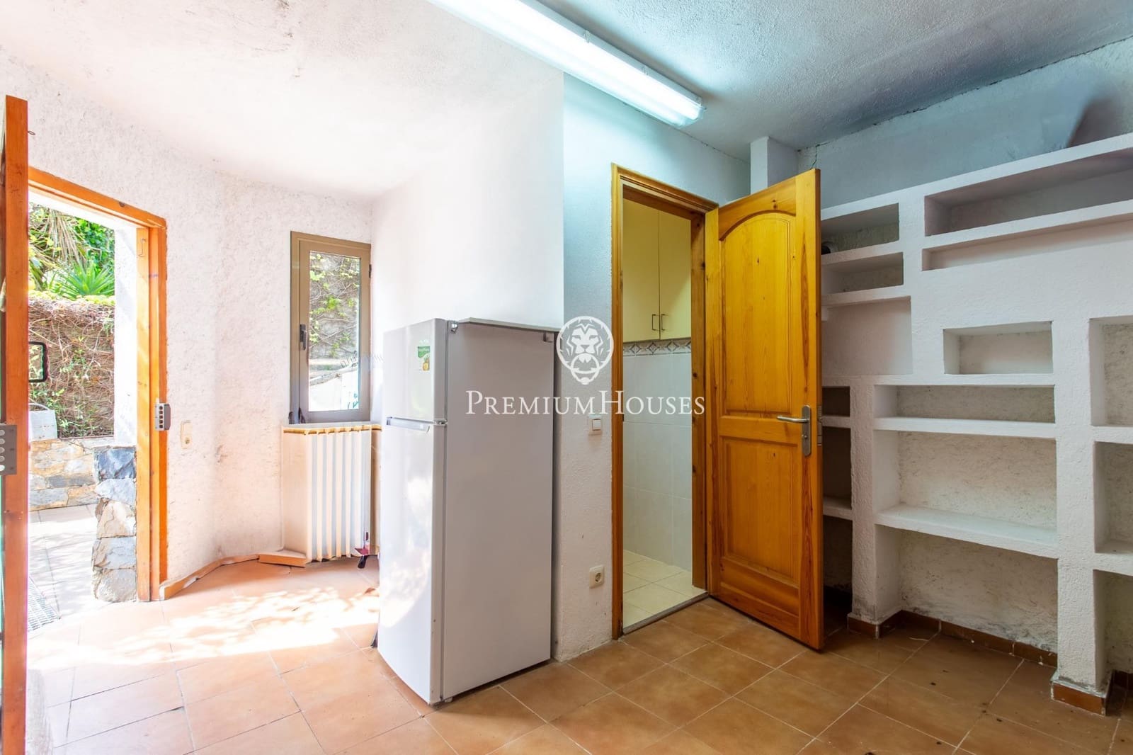 4 soveværelse Villa til salg i Sant Cebria de Vallalta med swimmingpool garage - € 540.000 (Ref: 9747044)