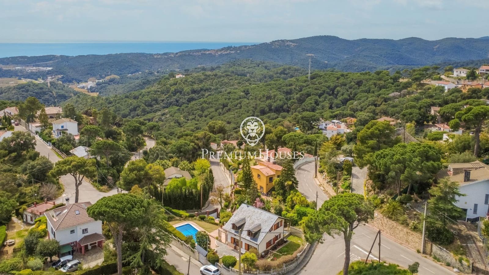 4 soveværelse Villa til salg i Sant Cebria de Vallalta med swimmingpool garage - € 540.000 (Ref: 9747044)