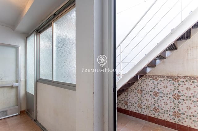 6 chambre Villa/Maison Mitoyenne à vendre à Canet de Mar - 600 000 € (Ref: 9755665)