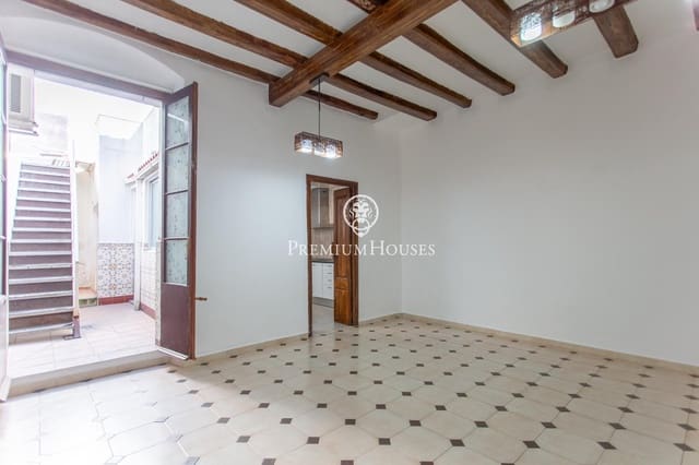 6 chambre Villa/Maison Mitoyenne à vendre à Canet de Mar - 600 000 € (Ref: 9755665)