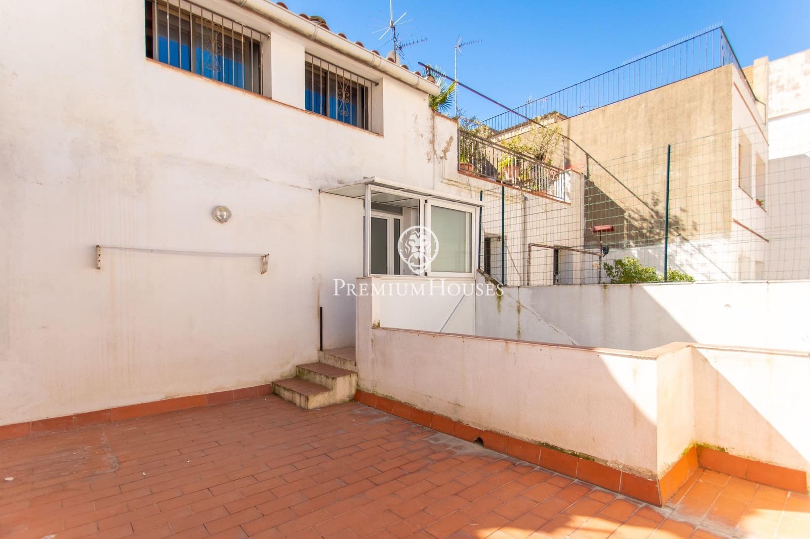 6 chambre Villa/Maison Mitoyenne à vendre à Canet de Mar - 600 000 € (Ref: 9755665)