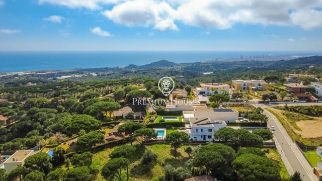 Działka budowlana na sprzedaż w Sant Andreu de Llavaneres - 800 000 € (Ref: 9758954)