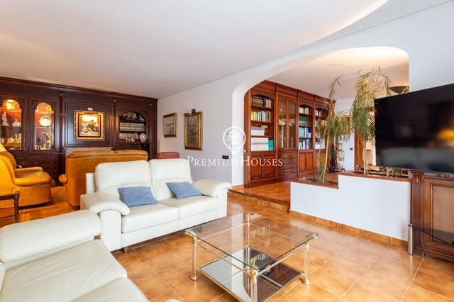 14 soveværelse Finca/Landehus til salg i Arenys de Munt med swimmingpool garage - € 2.950.000 (Ref: 9758955)