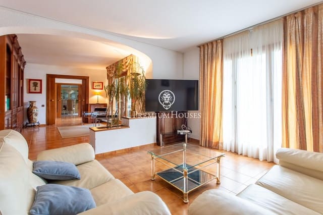 14 soveværelse Finca/Landehus til salg i Arenys de Munt med swimmingpool garage - € 2.950.000 (Ref: 9758955)