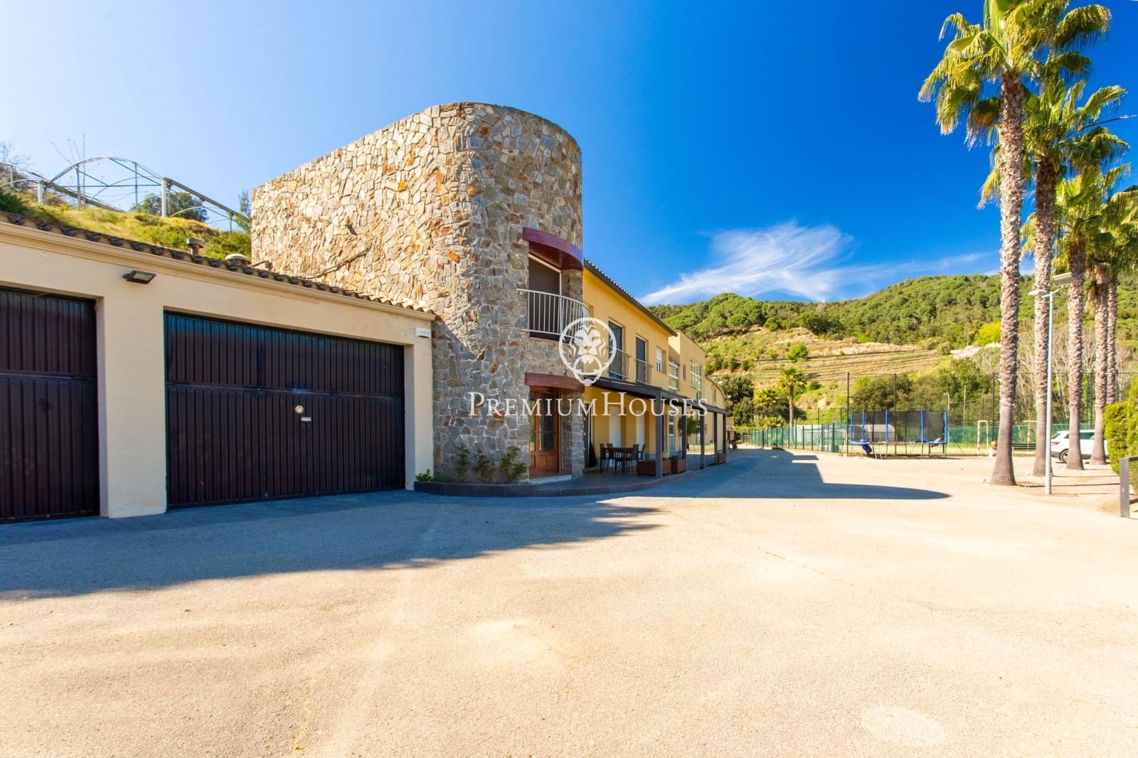 14 bedroom Finca/Country House for sale in Arenys de Munt with pool garage - € 2,950,000 (Ref: 9758955)