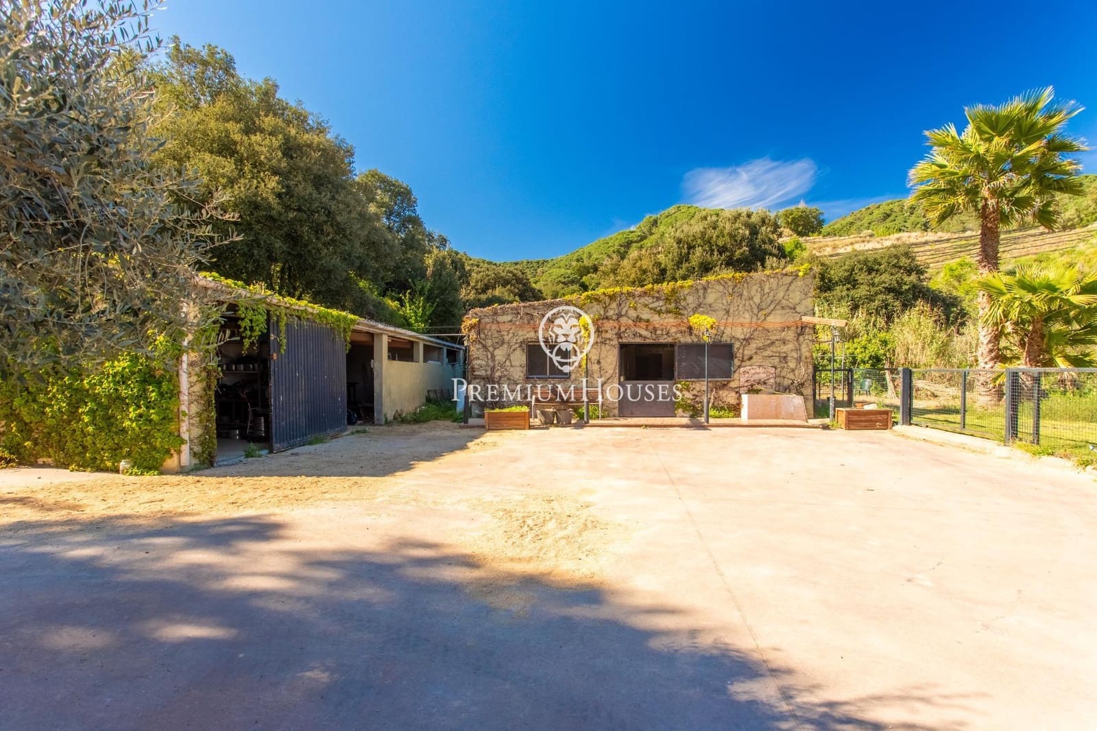 14 bedroom Finca/Country House for sale in Arenys de Munt with pool garage - € 2,950,000 (Ref: 9758955)