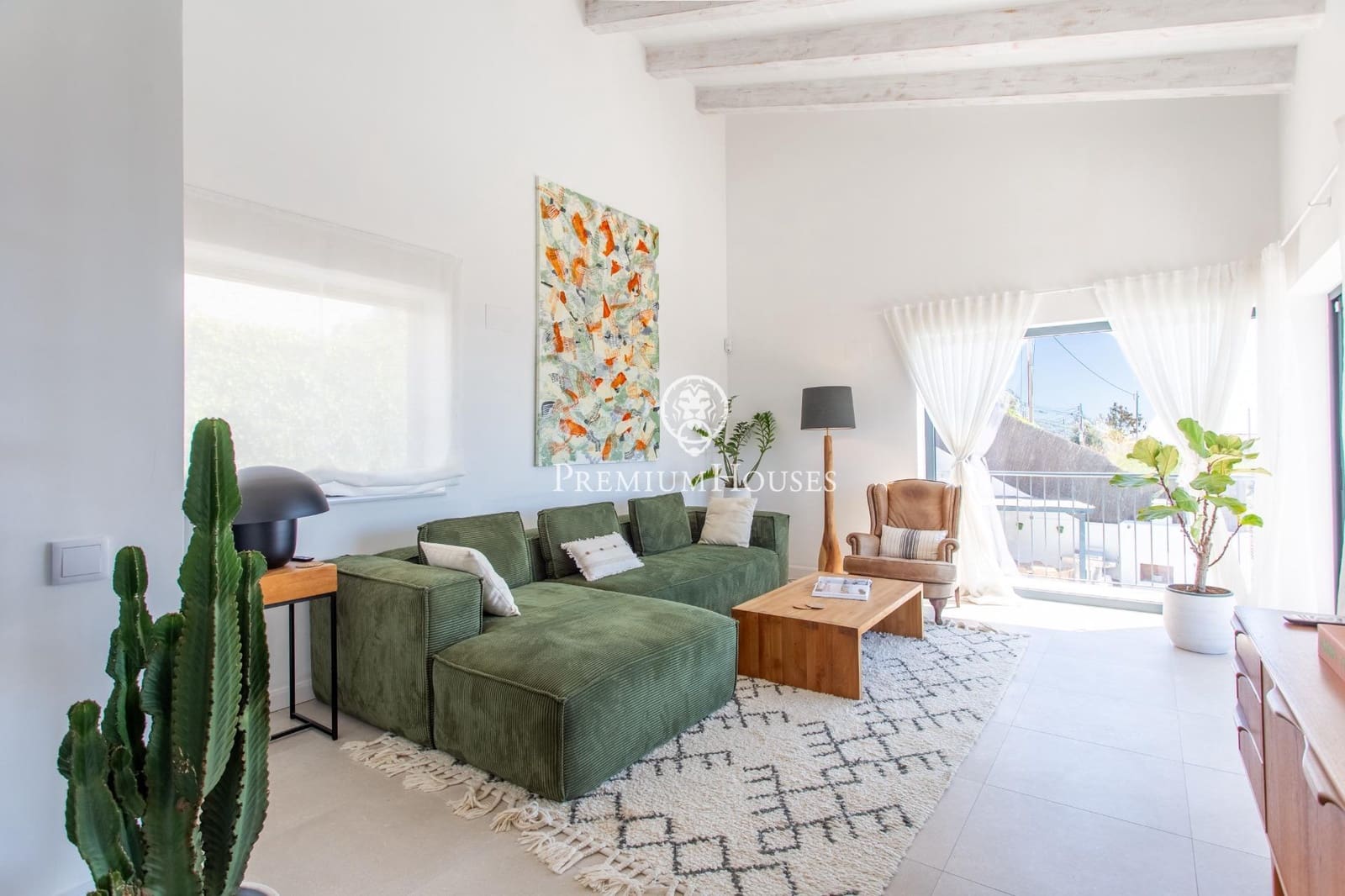 4 soveværelse Villa til salg i Sant Cebria de Vallalta med swimmingpool garage - € 785.000 (Ref: 9758956)