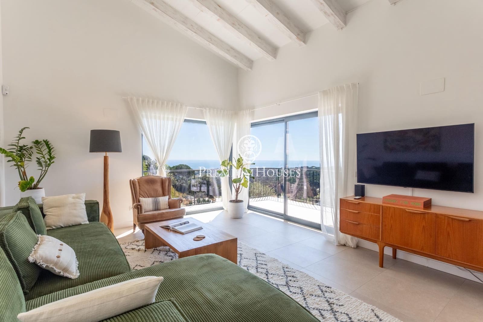 4 soveværelse Villa til salg i Sant Cebria de Vallalta med swimmingpool garage - € 785.000 (Ref: 9758956)