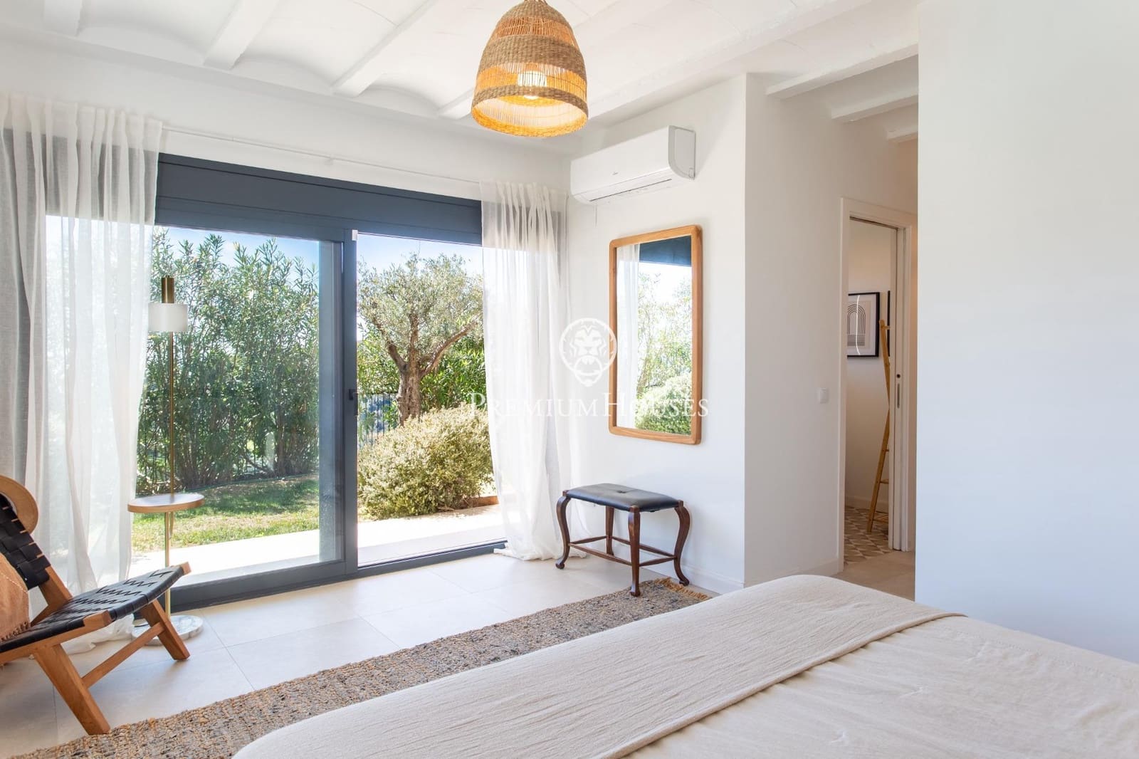 4 soveværelse Villa til salg i Sant Cebria de Vallalta med swimmingpool garage - € 785.000 (Ref: 9758956)