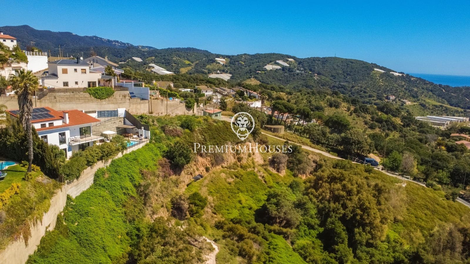 4 soveværelse Villa til salg i Sant Cebria de Vallalta med swimmingpool garage - € 785.000 (Ref: 9758956)