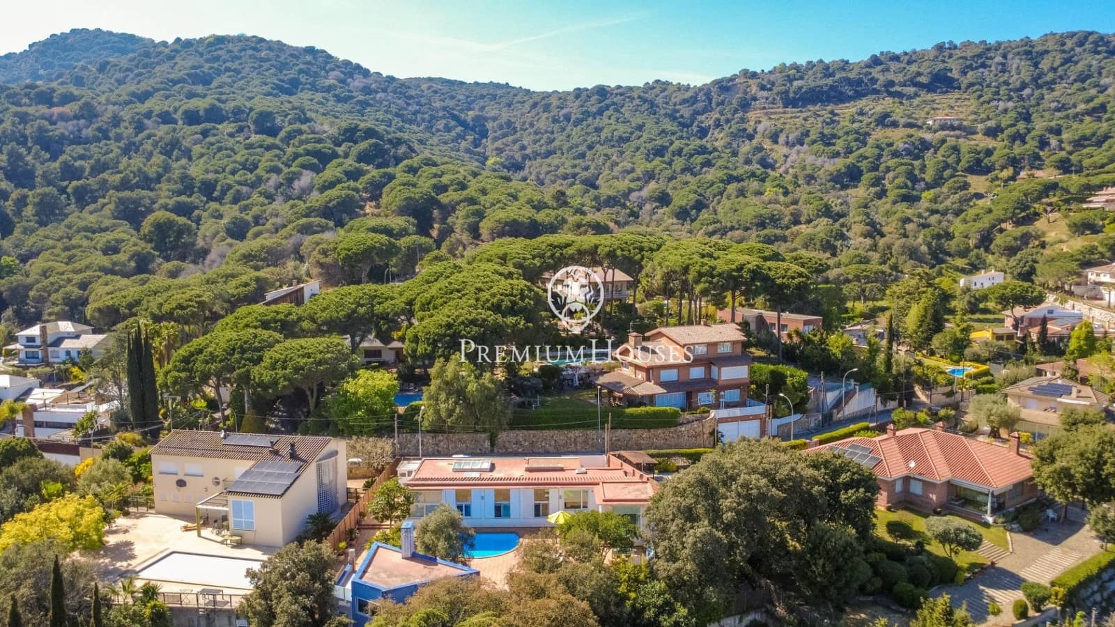 5 soveværelse Villa til salg i Argentona med swimmingpool garage - € 995.000 (Ref: 9758957)