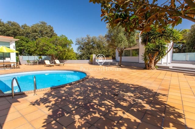 5 Zimmer Villa zu verkaufen in Argentona mit Pool Garage - 860.000 € (Ref: 9758957)