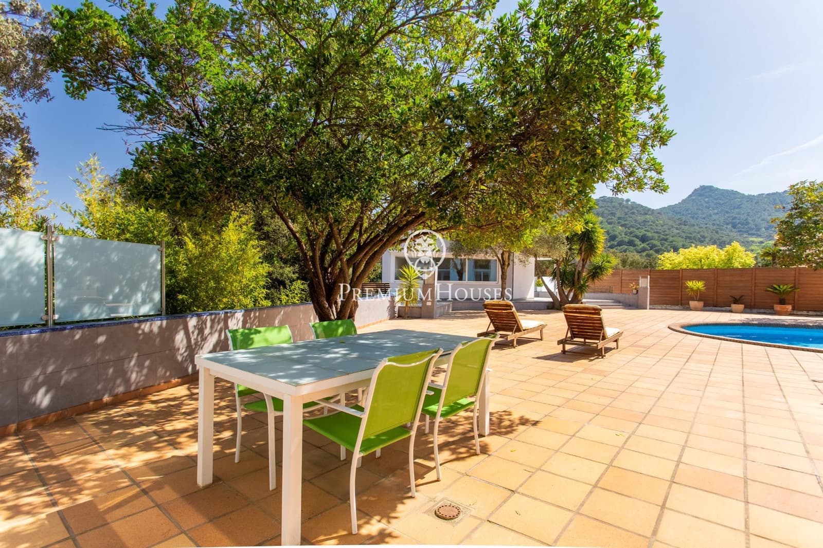 5 soveværelse Villa til salg i Argentona med swimmingpool garage - € 860.000 (Ref: 9758957)