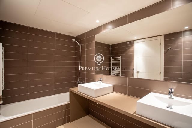 5 sovrum Villa till salu i Mataró med pool garage - 731 500 € (Ref: 9758958)