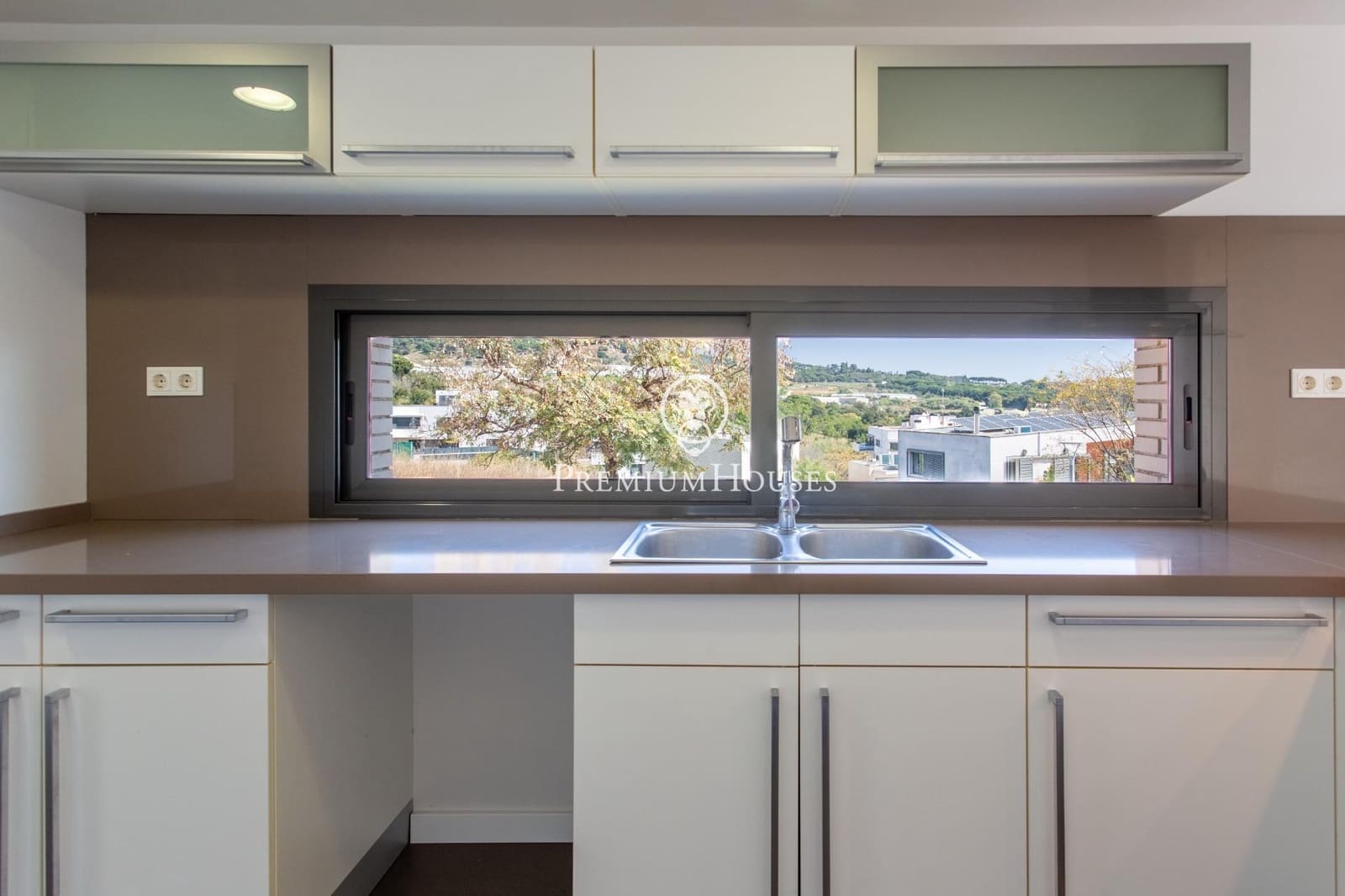 5 sovrum Villa till salu i Mataro med pool garage - 731 500 € (Ref: 9758958)