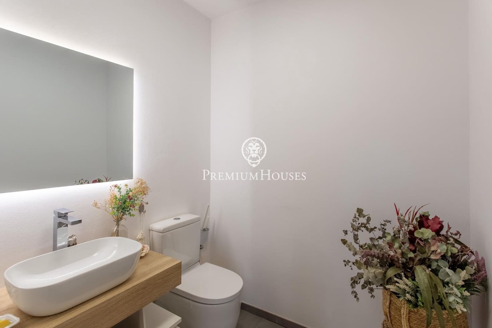 4 sypialnia Willa na sprzedaż w Sant Andreu de Llavaneres z basenem garażem - 1 350 000 € (Ref: 9761976)