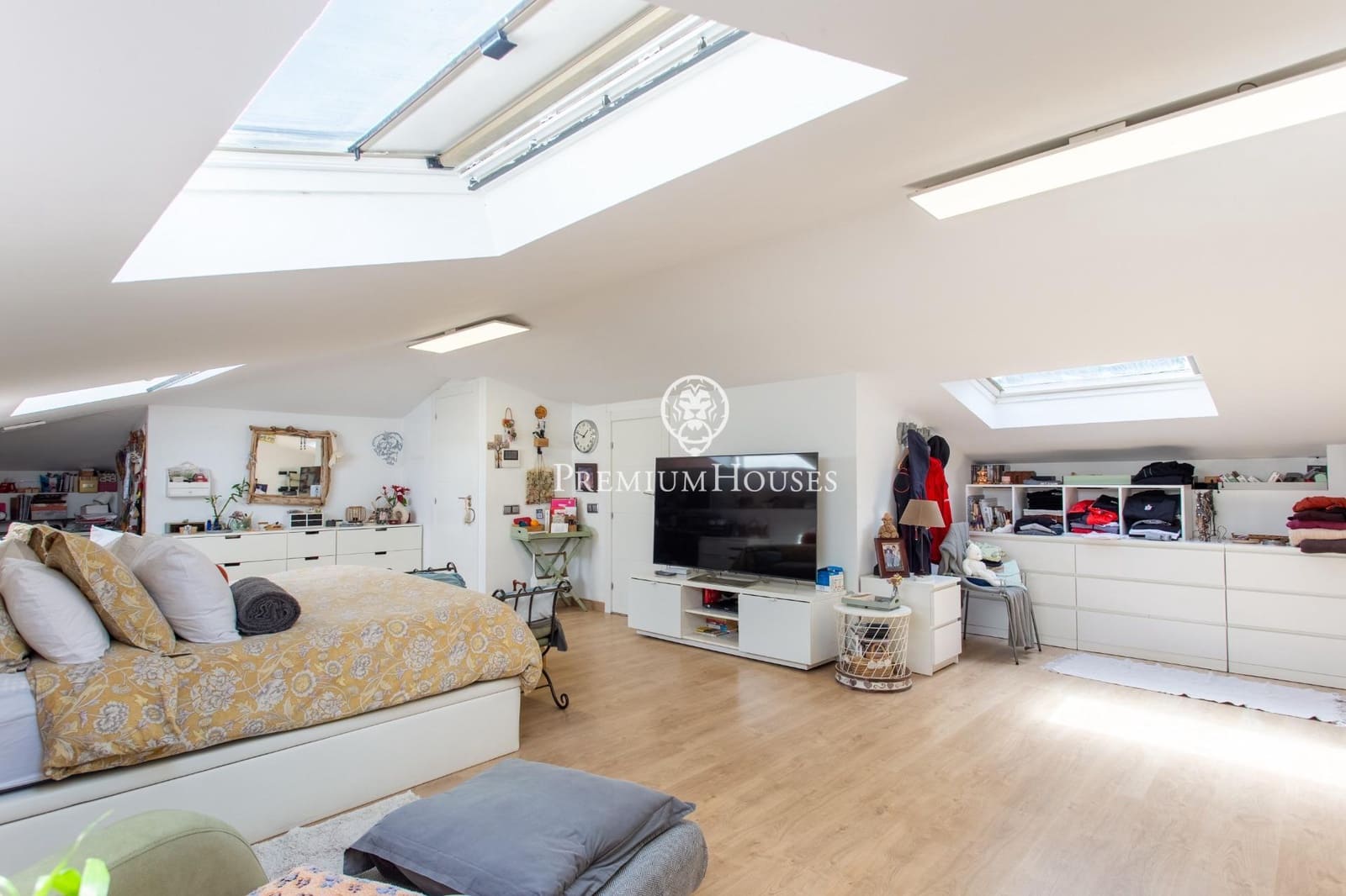 4 sypialnia Willa na sprzedaż w Sant Andreu de Llavaneres z basenem garażem - 1 350 000 € (Ref: 9761976)