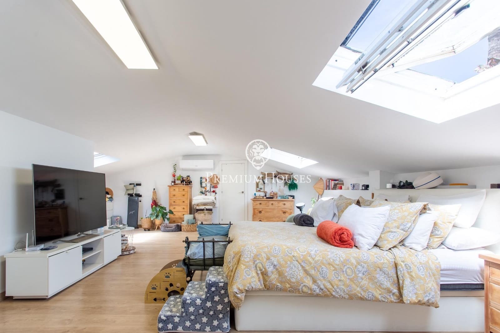 4 sypialnia Willa na sprzedaż w Sant Andreu de Llavaneres z basenem garażem - 1 350 000 € (Ref: 9761976)