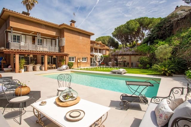 4 sypialnia Willa na sprzedaż w Sant Andreu de Llavaneres z basenem garażem - 1 350 000 € (Ref: 9761976)