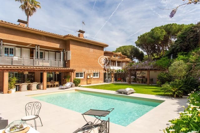 4 sypialnia Willa na sprzedaż w Sant Andreu de Llavaneres z basenem garażem - 1 350 000 € (Ref: 9761976)