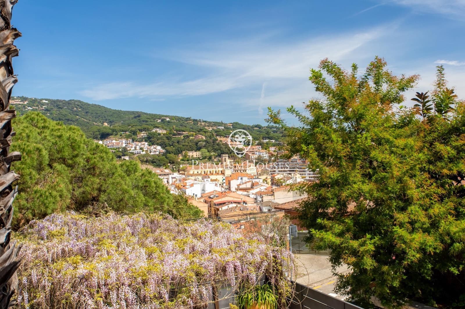 4 sypialnia Willa na sprzedaż w Sant Andreu de Llavaneres z basenem garażem - 1 350 000 € (Ref: 9761976)