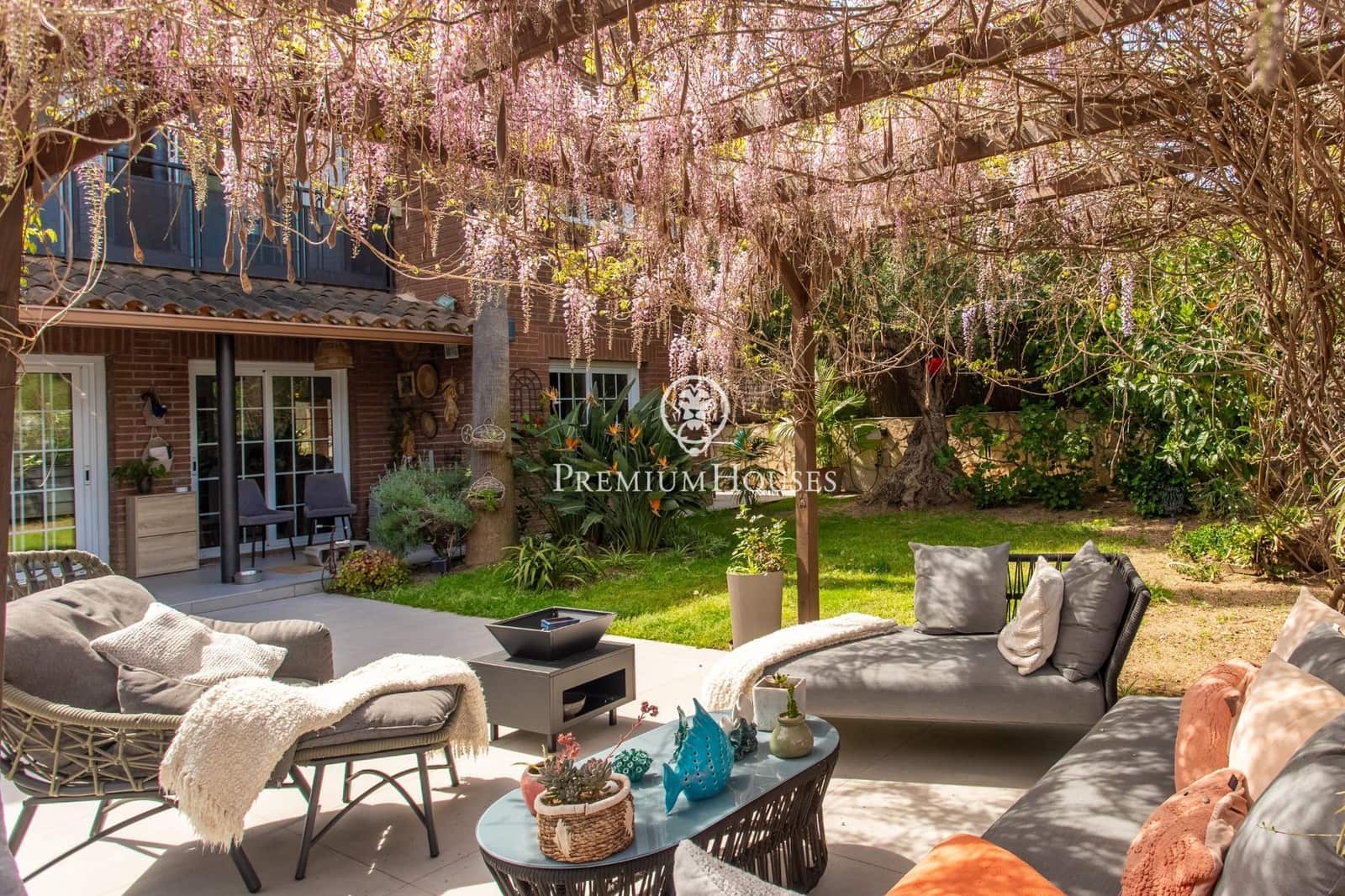 4 sypialnia Willa na sprzedaż w Sant Andreu de Llavaneres z basenem garażem - 1 350 000 € (Ref: 9761976)