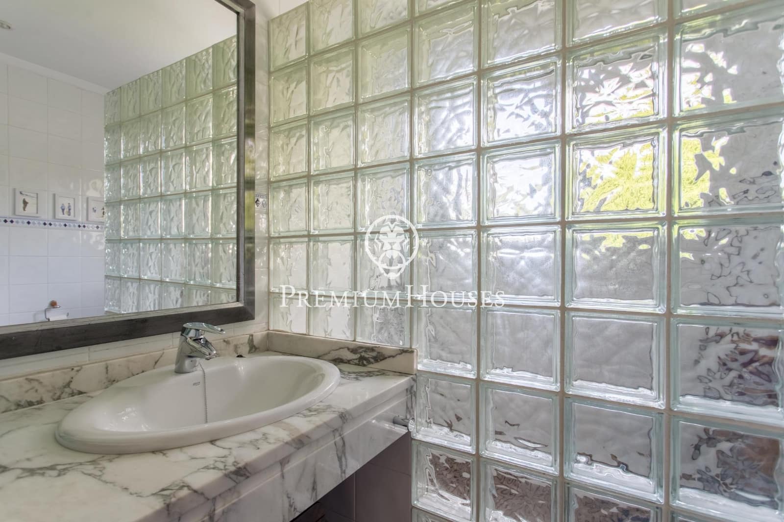 5 slaapkamer Villa te koop in Cabrils met zwembad garage - € 1.190.000 (Ref: 9761977)