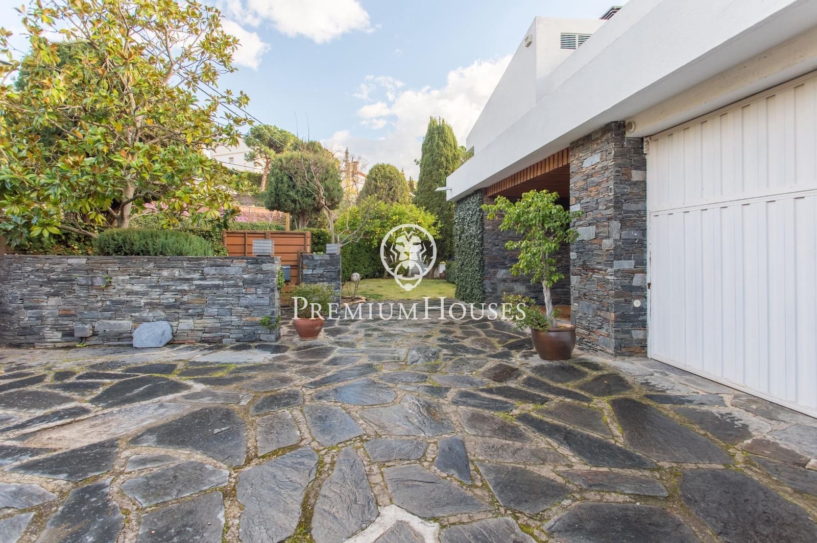 5 slaapkamer Villa te koop in Cabrils met zwembad garage - € 1.190.000 (Ref: 9761977)