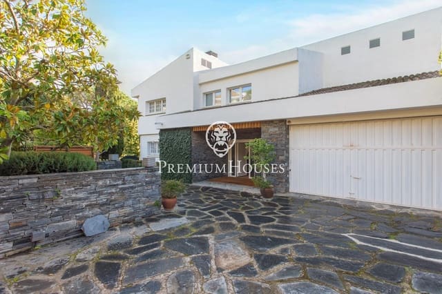 5 soverom Villa til salgs i Cabrils med svømmebasseng garasje - € 1 190 000 (Ref: 9761977)