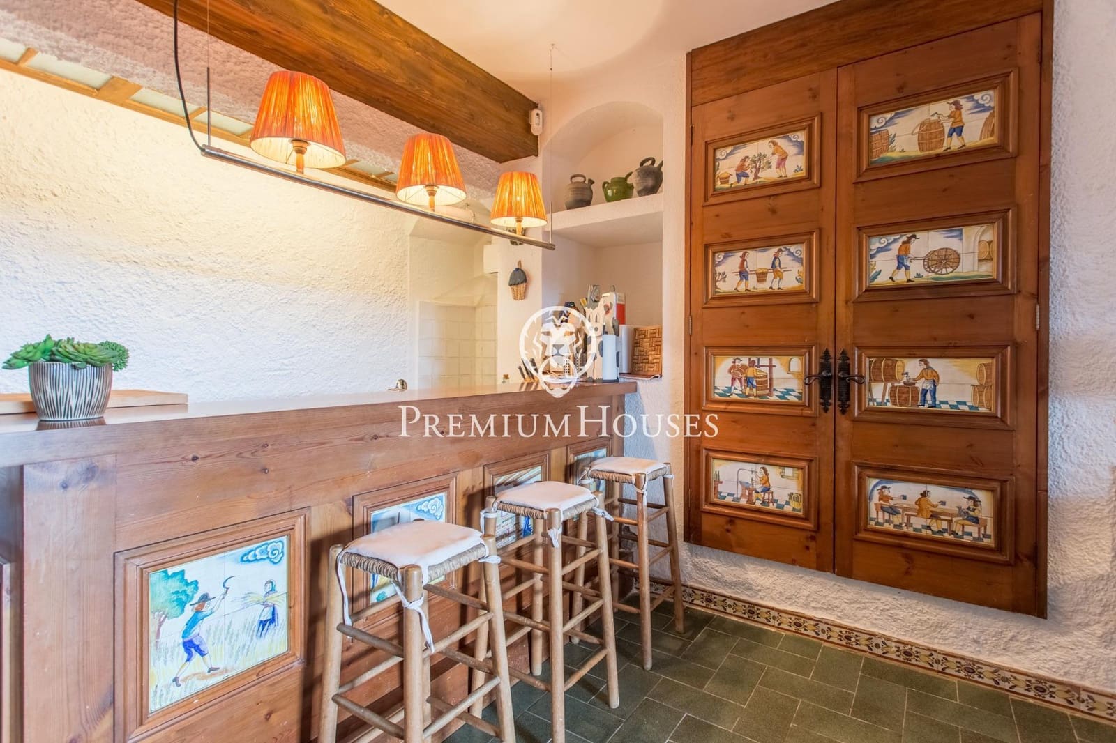 5 bedroom Villa for sale in Cabrils with pool garage - € 1,190,000 (Ref: 9761977)