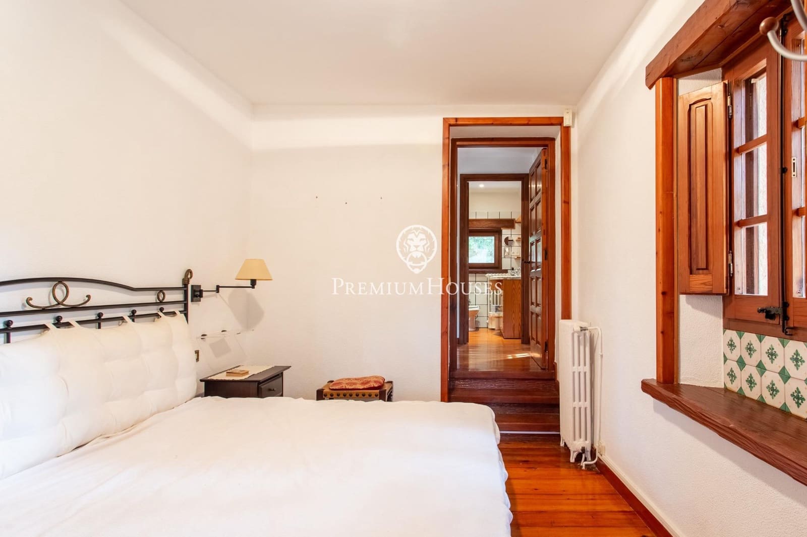 6 sypialnia Finka/Dom wiejski na sprzedaż w Sant Iscle de Vallalta z basenem garażem - 1 349 000 € (Ref: 9770644)