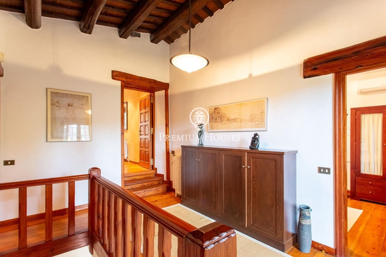 6 sypialnia Finka/Dom wiejski na sprzedaż w Sant Iscle de Vallalta z basenem garażem - 1 349 000 € (Ref: 9770644)