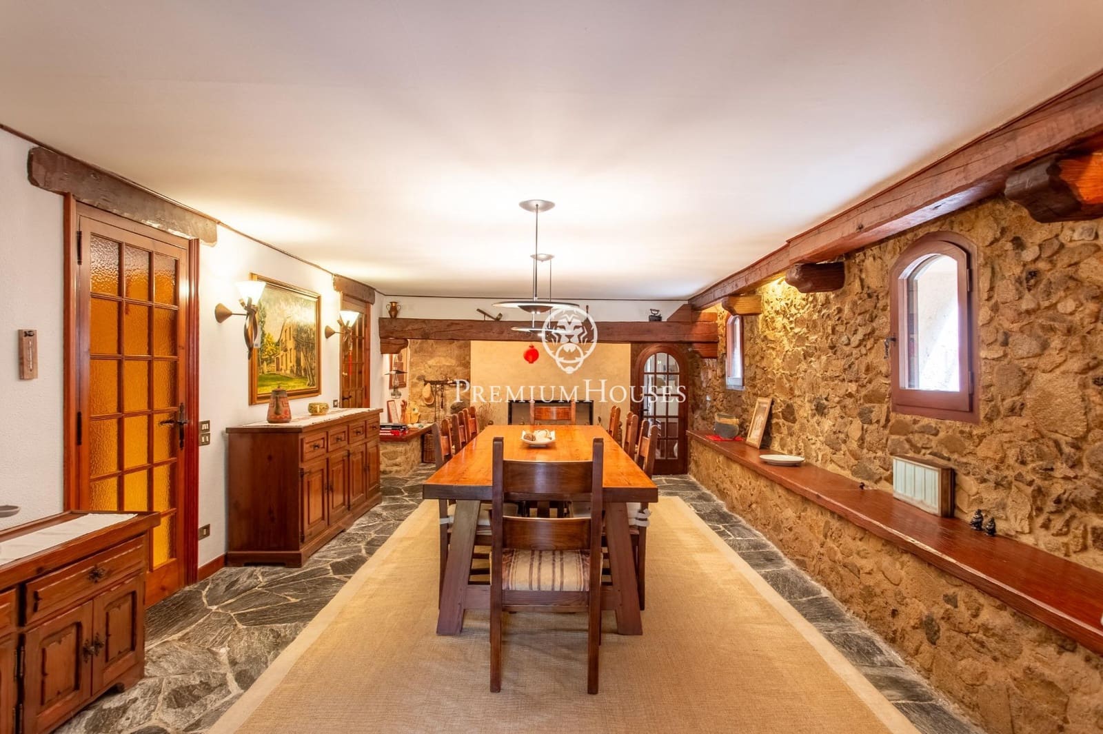 6 sypialnia Finka/Dom wiejski na sprzedaż w Sant Iscle de Vallalta z basenem garażem - 1 349 000 € (Ref: 9770644)