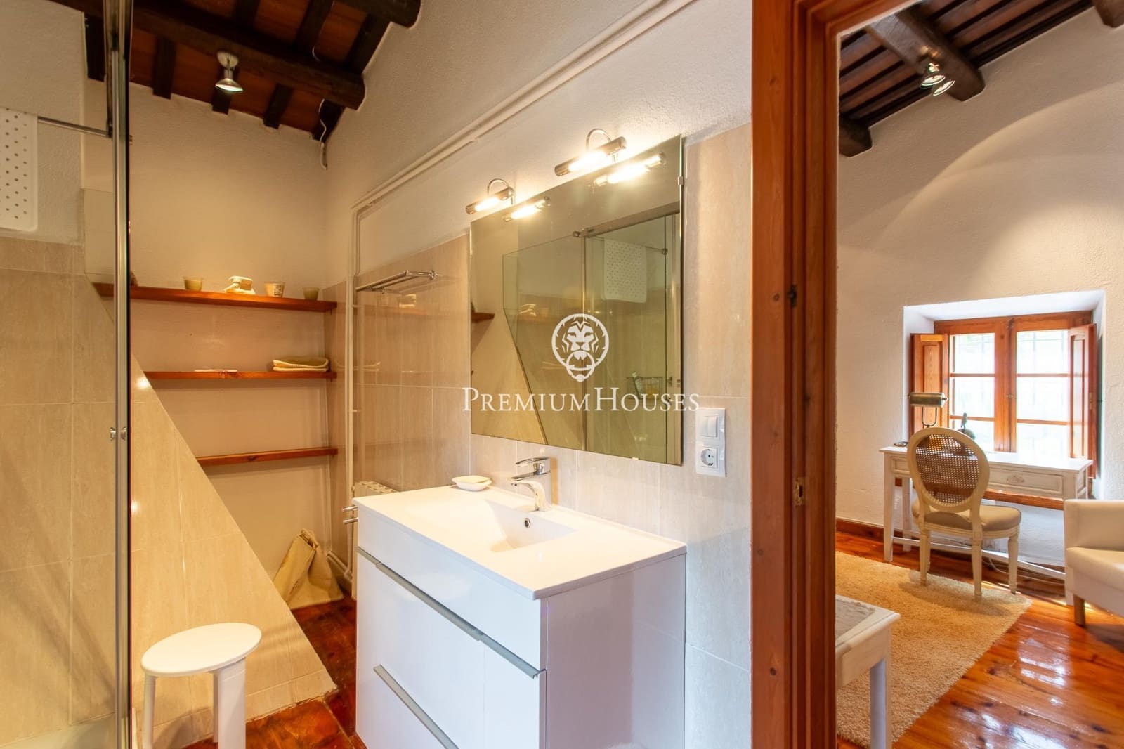 6 sypialnia Finka/Dom wiejski na sprzedaż w Sant Iscle de Vallalta z basenem garażem - 1 349 000 € (Ref: 9770644)