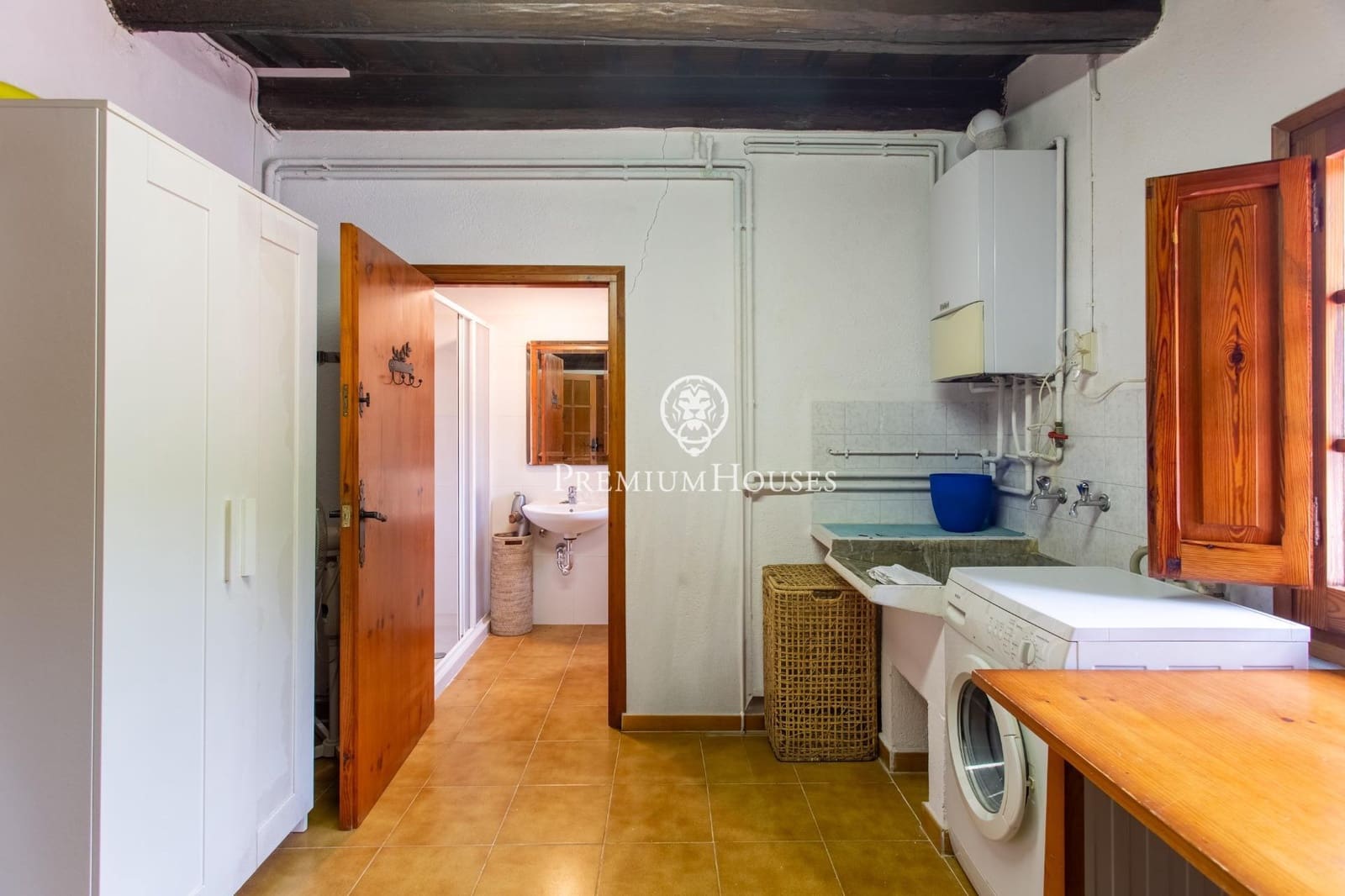 6 sypialnia Finka/Dom wiejski na sprzedaż w Sant Iscle de Vallalta z basenem garażem - 1 349 000 € (Ref: 9770644)