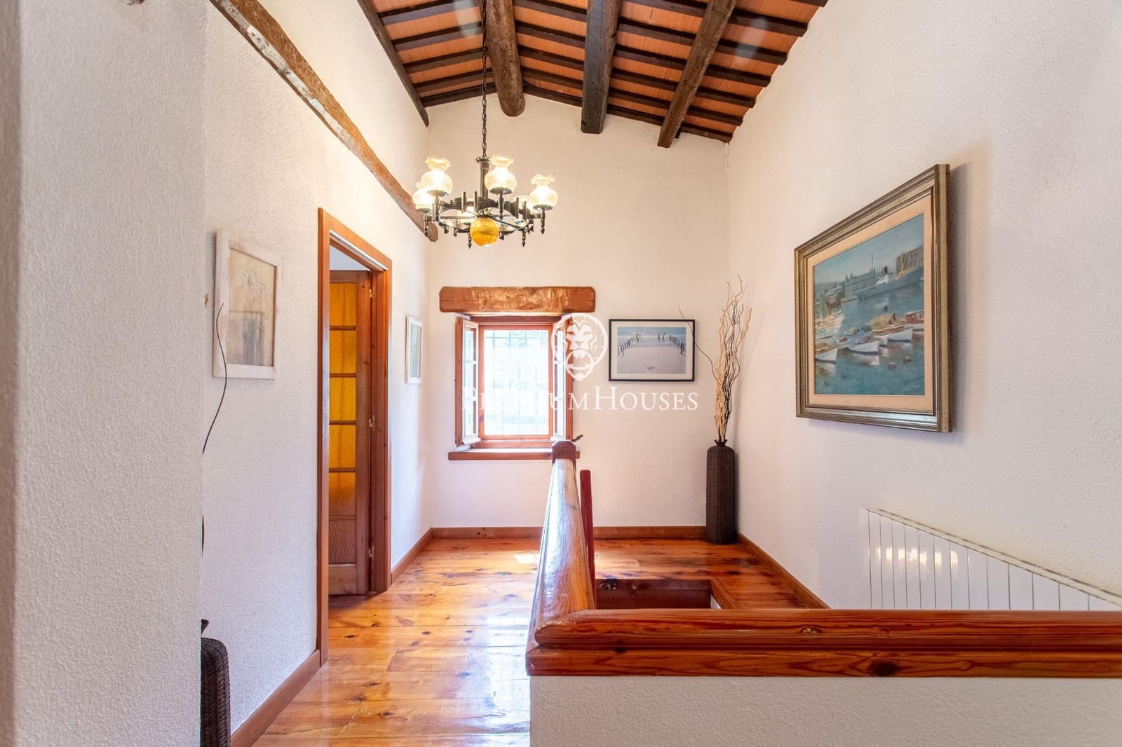 6 sypialnia Finka/Dom wiejski na sprzedaż w Sant Iscle de Vallalta z basenem garażem - 1 349 000 € (Ref: 9770644)