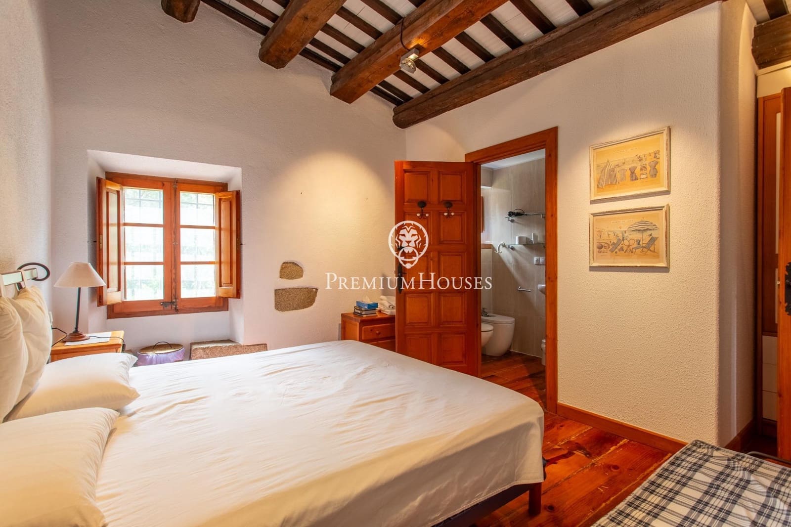 6 sypialnia Finka/Dom wiejski na sprzedaż w Sant Iscle de Vallalta z basenem garażem - 1 349 000 € (Ref: 9770644)