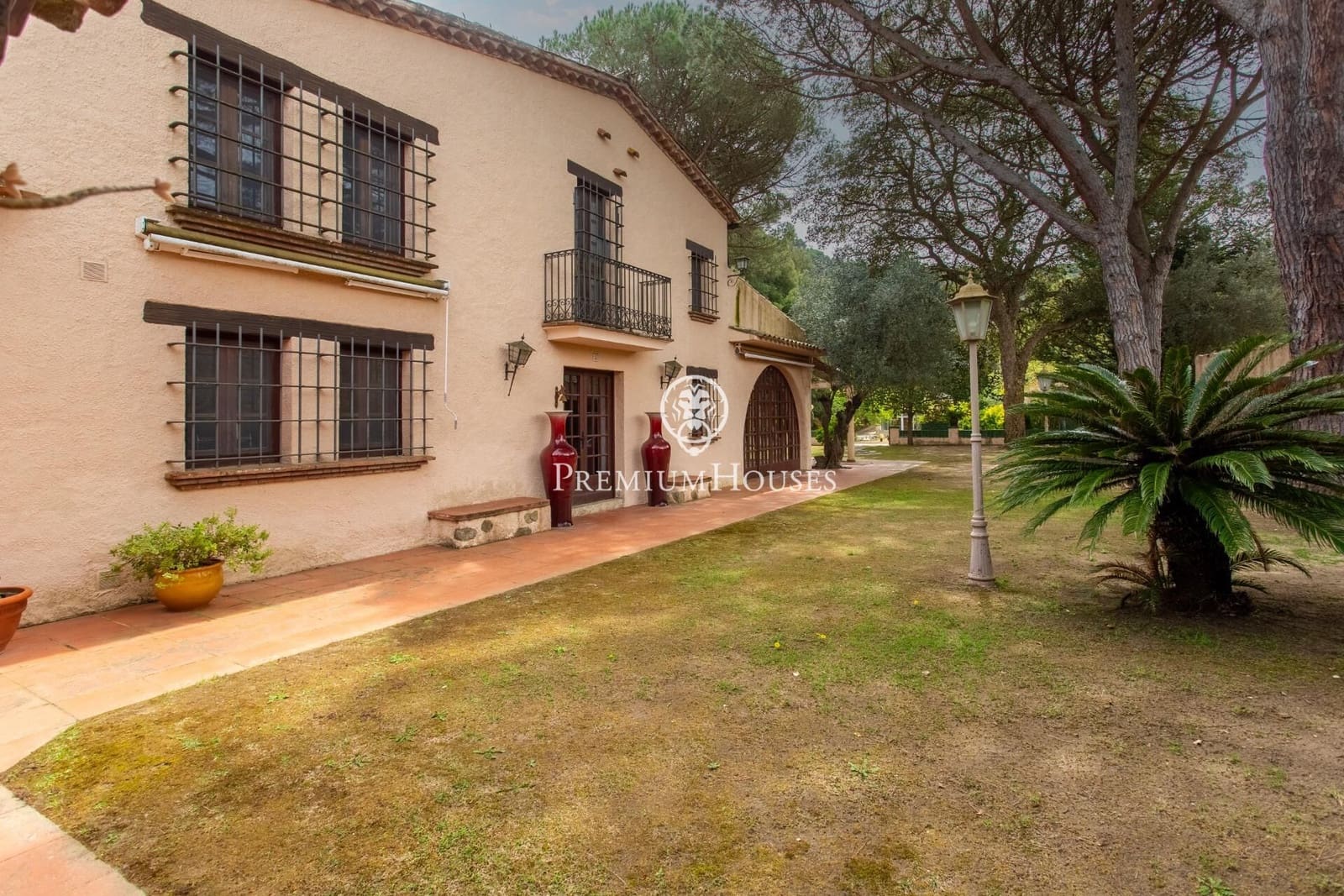 6 sypialnia Finka/Dom wiejski na sprzedaż w Sant Iscle de Vallalta z basenem garażem - 1 349 000 € (Ref: 9770644)